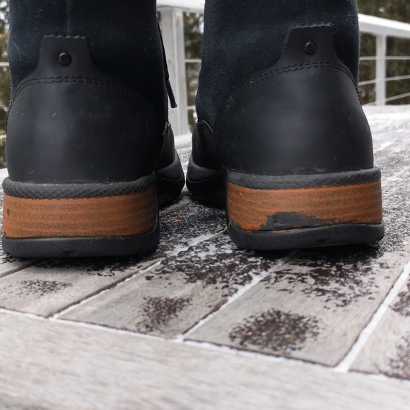 Muck suede and rubber lace-up boots - Picture 9 of 16